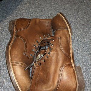 Men's Authentic Red Wing Boots Size 12